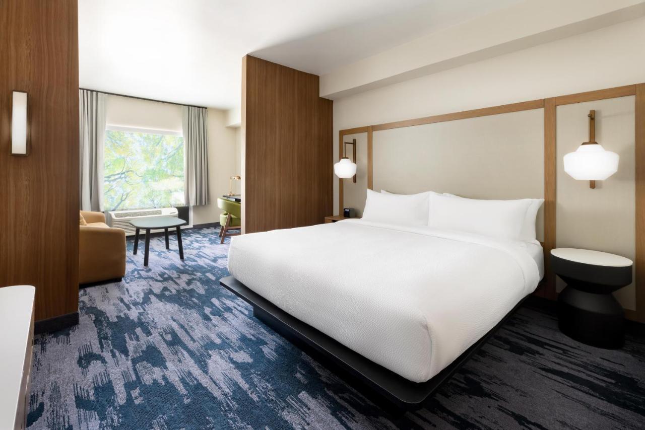 Hotel Fairfield & By Marriott Yosemite 3*